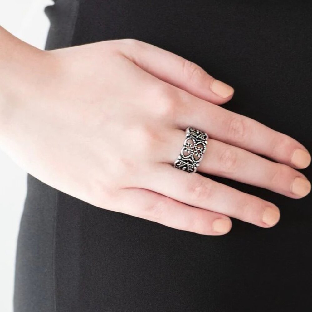 Paparazzi Jewelry - Tell Me How You Really FRILL - Silver Ring - Vintage